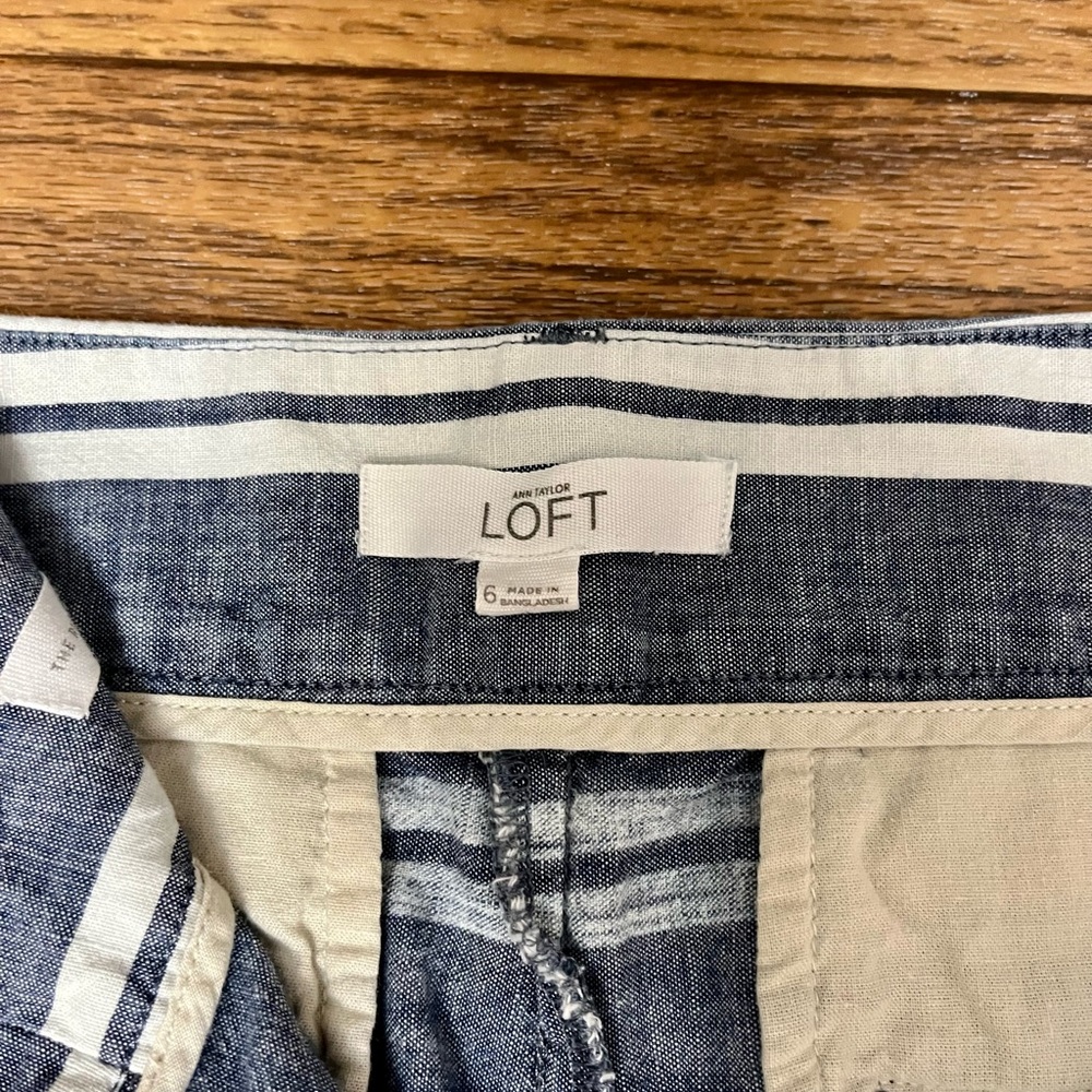 Loft cloth shorts, with stripes, size 6 used in very good condition. - Picture 5 of 7